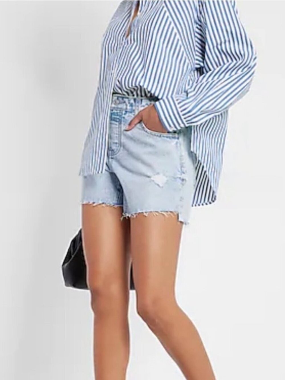 Express Striped Drop Should Boyfriend Button-down Size M EUC - Picture 3 of 6